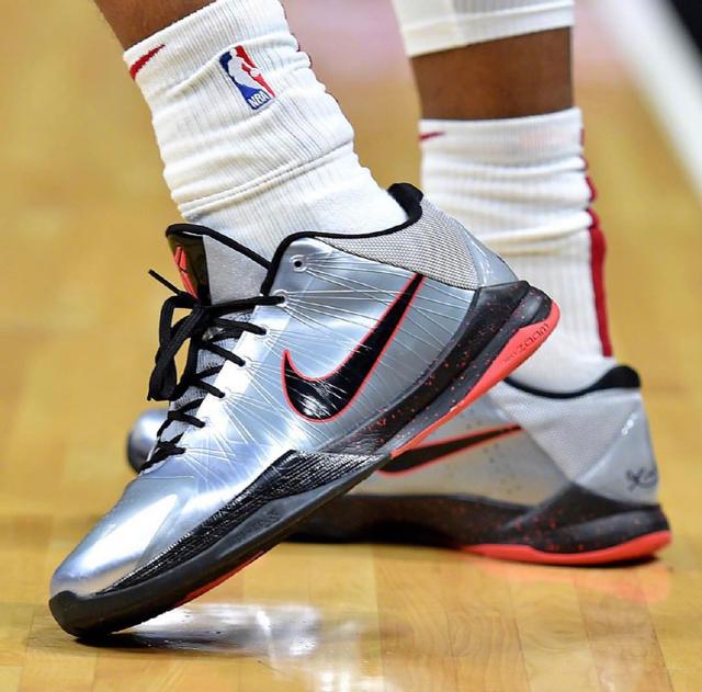 放在第一位 放在第一位